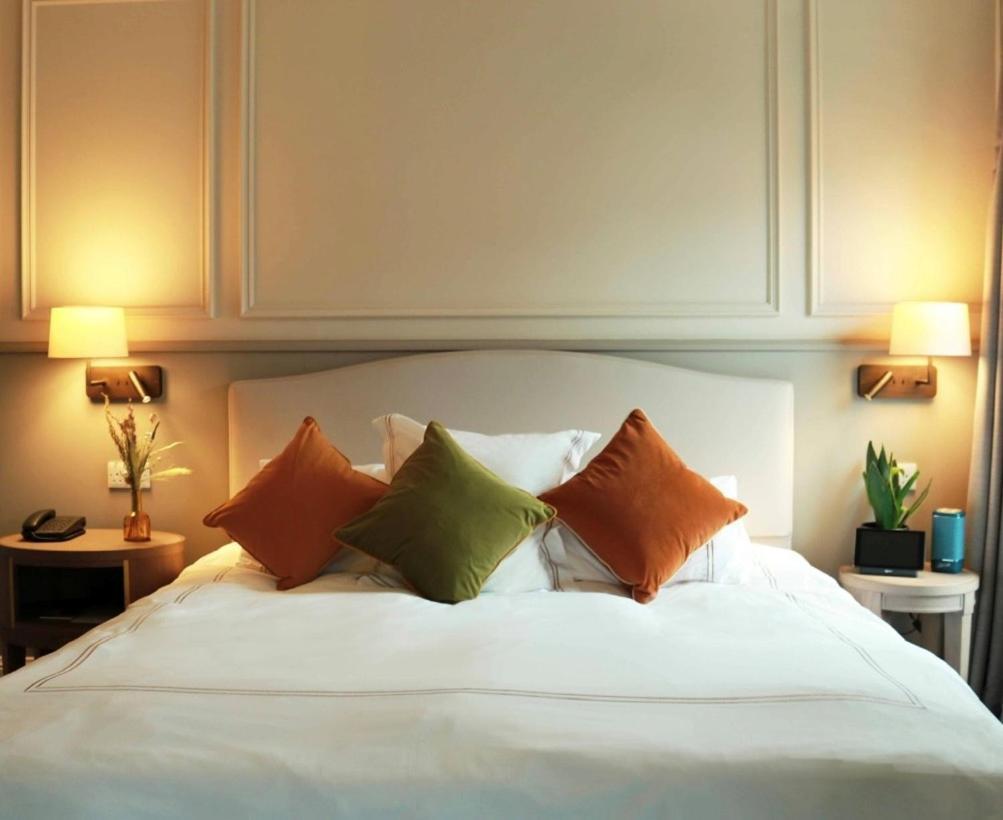 The Lansdowne Kenmare Hotel Exterior photo